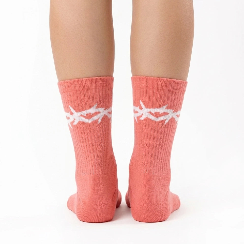 Шкарпетки Рожеві «Краля» Юля Юріна на моделі ззаду