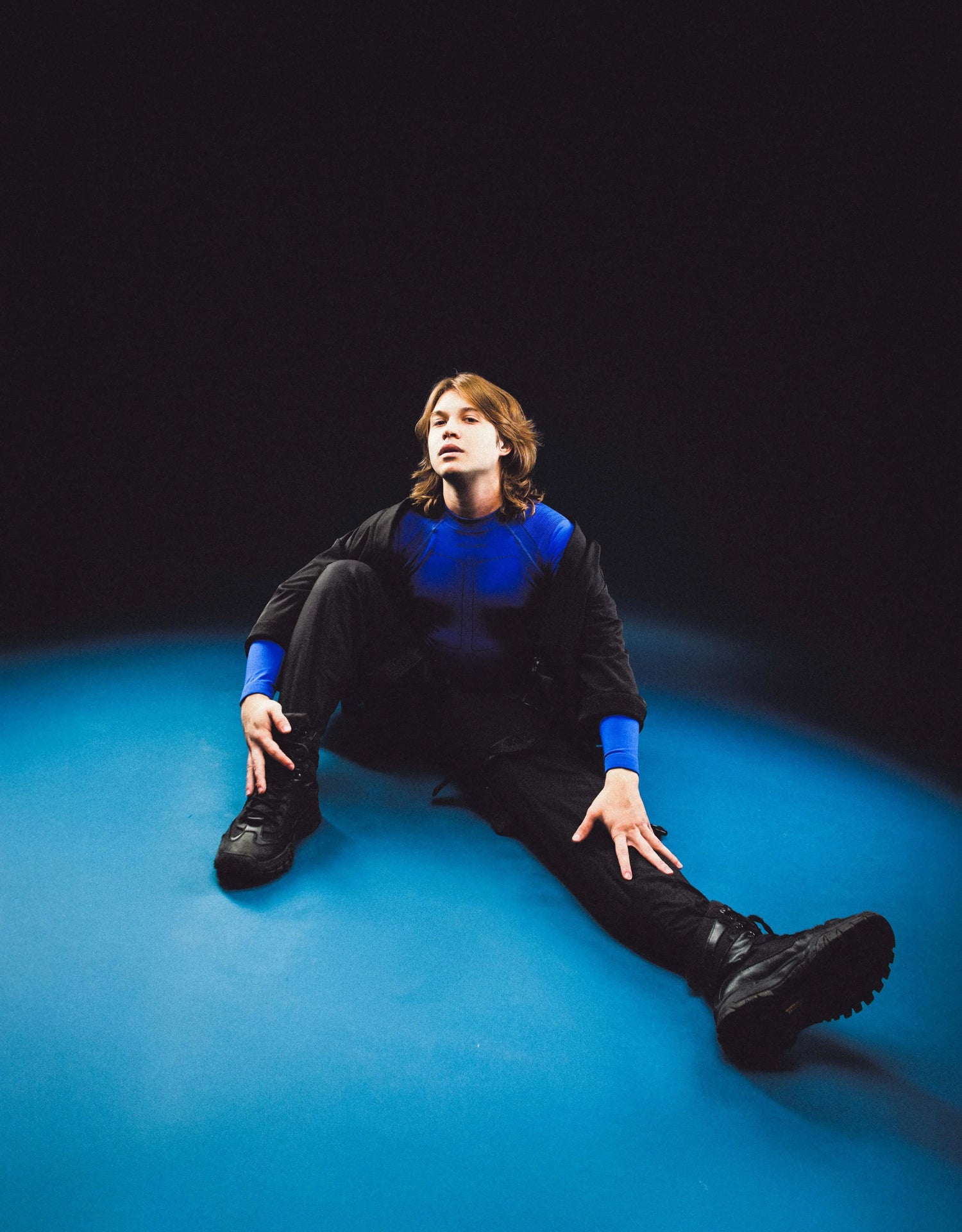 Музичний виконавець туди-сюди і смерть