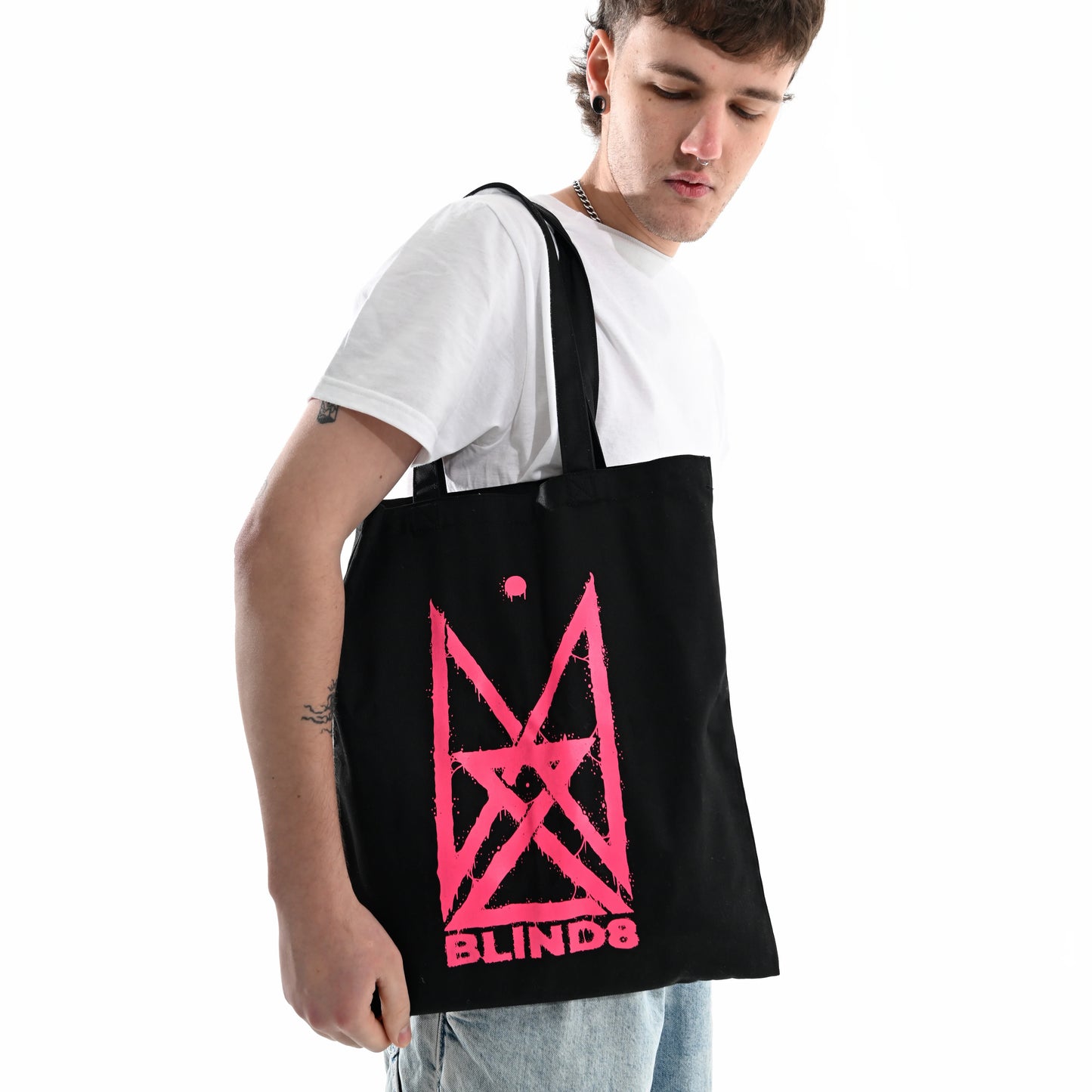 Шопер BLIND8 Чорний на моделі