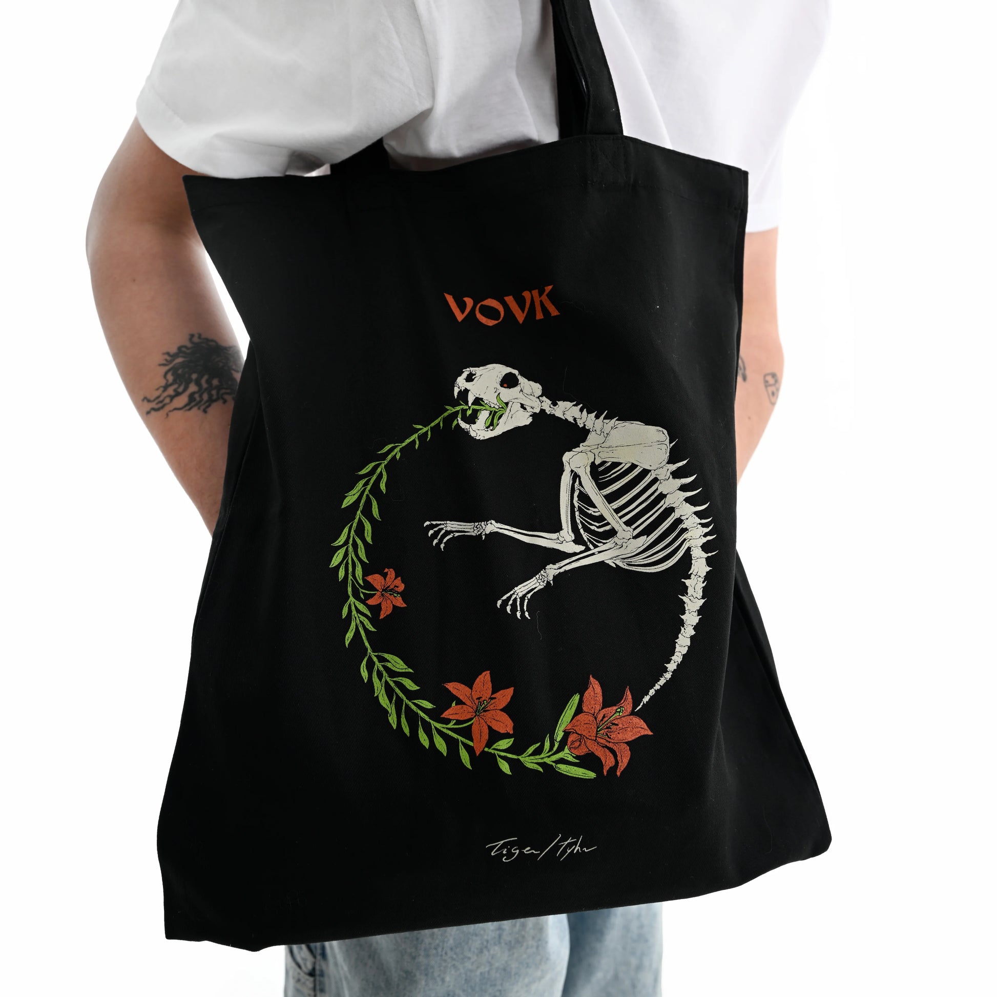 Шопер "TIGER" Vøvk зблизька