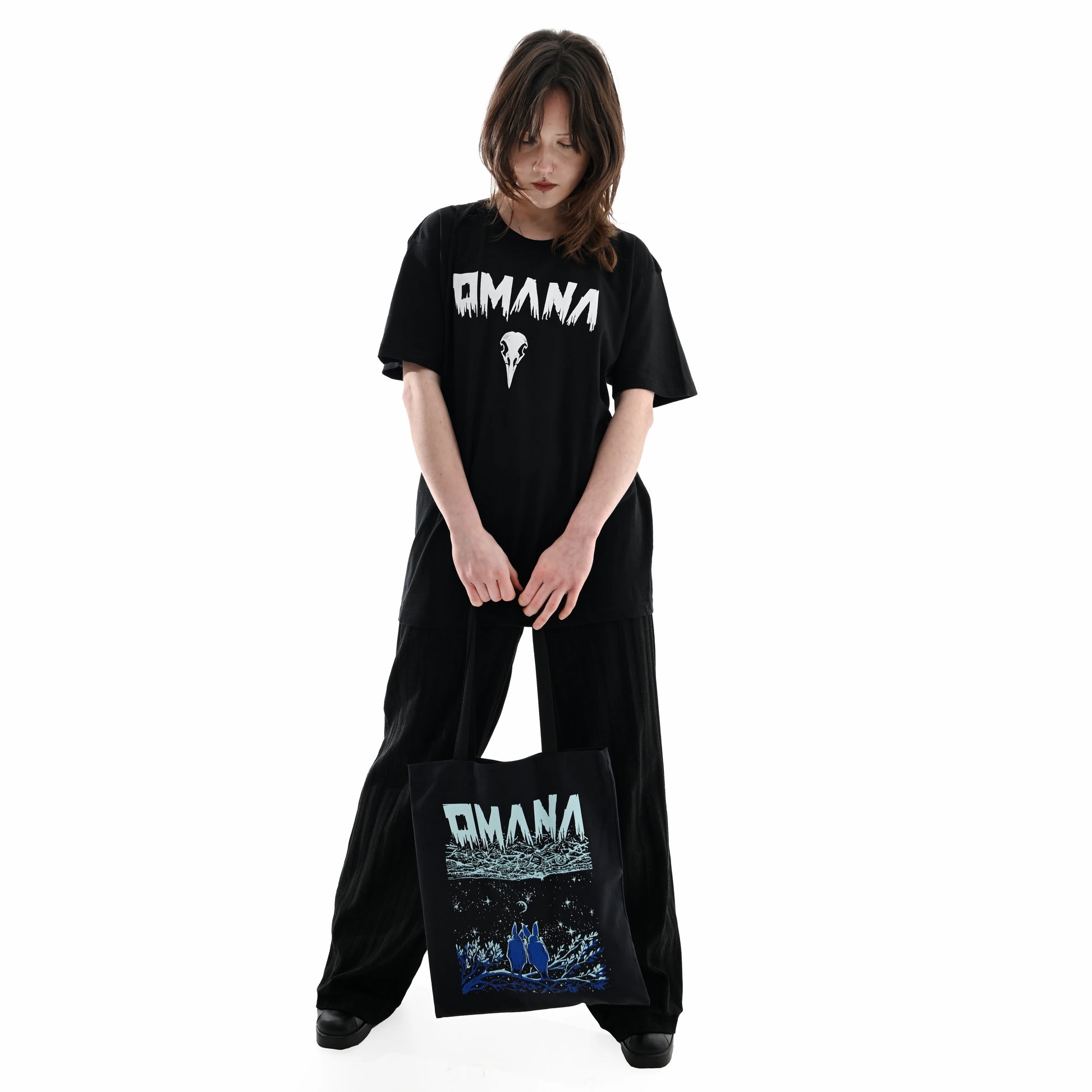 Шопер OMANA в руках