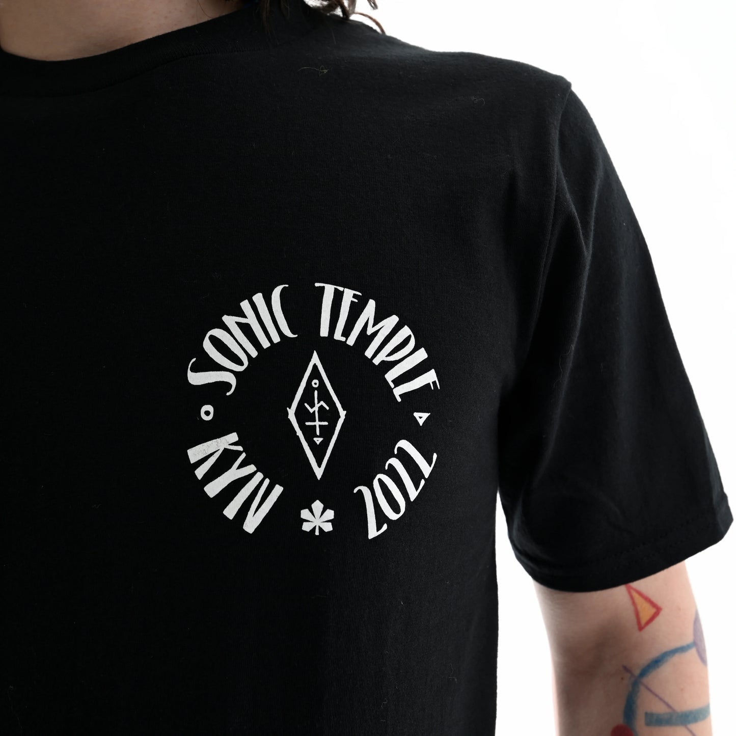Футболка "Київ 2022" The Sonic Temple зблизька