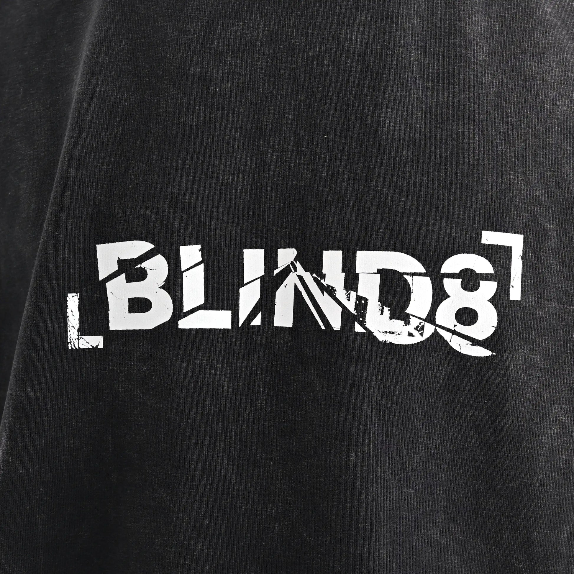 Футболка "Cage/Кейдж" BLIND8 зблизька