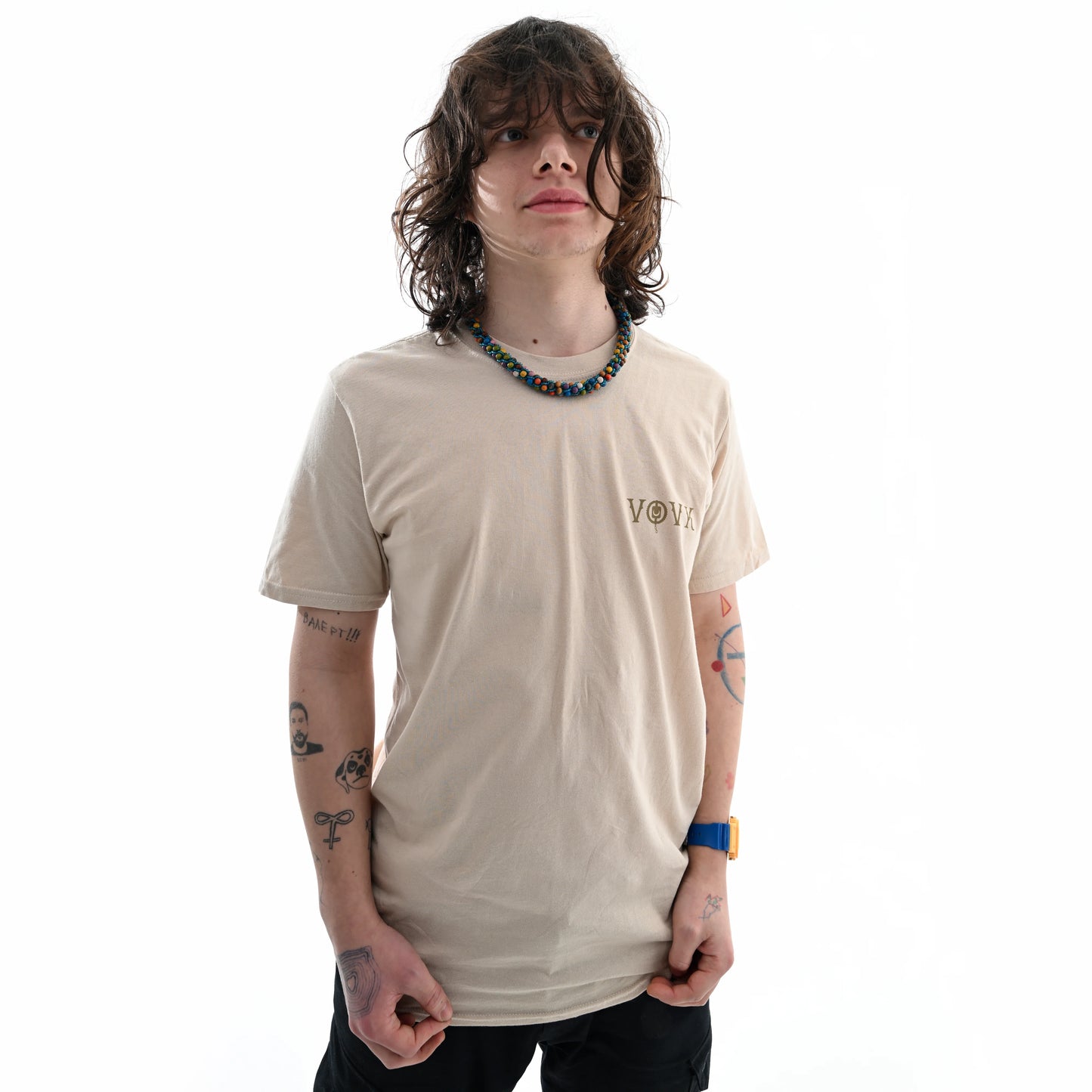 Футболка "WHEAT" Vøvk на моделі